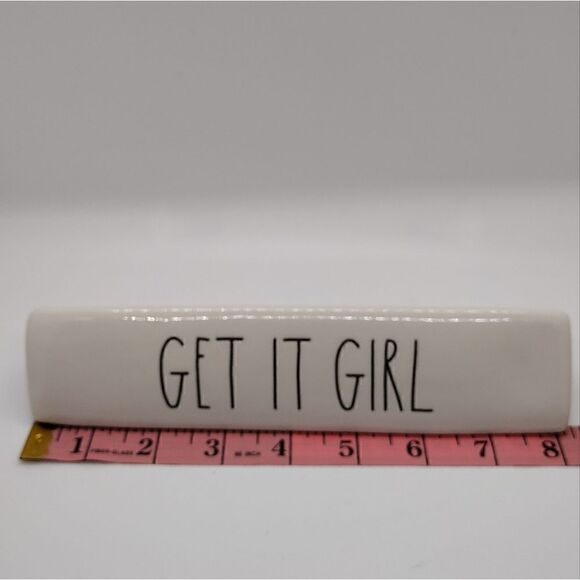 Rae Dunn Get It Girl Desk Sign - Picture 1 of 2